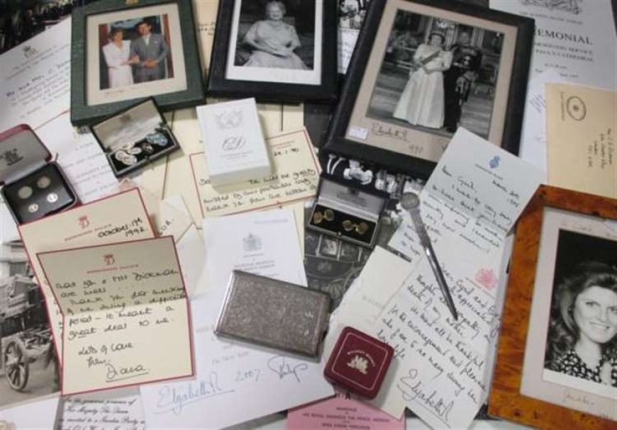 Princess Diana’s ‘Intimate’ Letters to Former Housekeeper Up for Auction