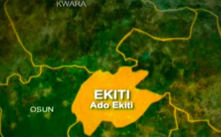 Ekiti monarch calls for federal road repair