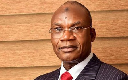 FG approves sacking of workers who used fake degrees from Benin, Togo institutions to gain employment