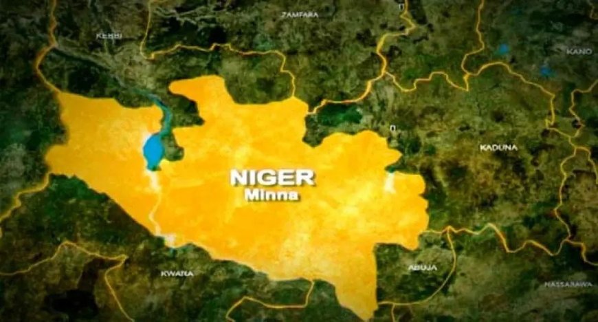 Niger buries 13 slain farmers, laments soldiers’ withdrawal