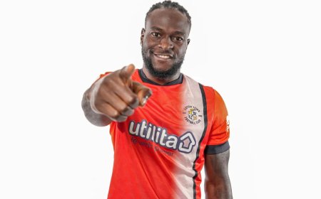 Victor Moses makes shock return to England, joins Luton Town