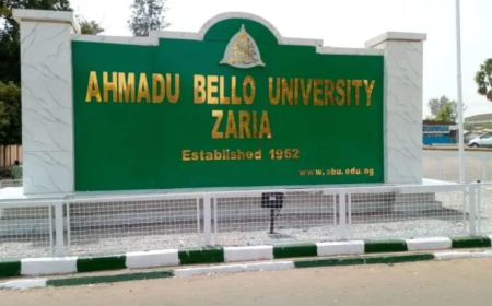 University awards scholarships to 107 students