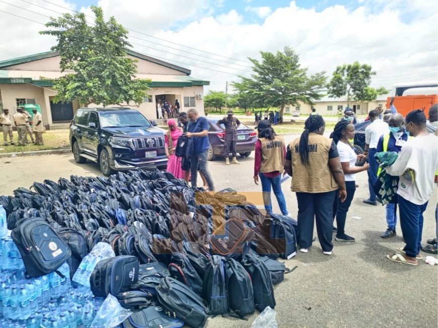 400 deported Nigerians arrive at Abuja airport from UAE