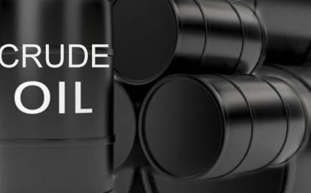 Oil prices fall again as Nigeria’s fiscal plan is further threatened