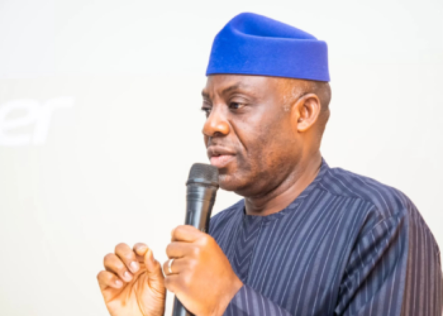 Federal Gov’t Unveils New Curricula, Sets New Subject Limits For Schools