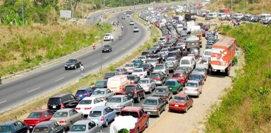 Abuja-Keffi Expressway: Minister enforces night work to meet deadline