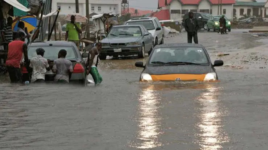 NiMet forecasts 3 days thunderstorm, heavy rain across Nigeria